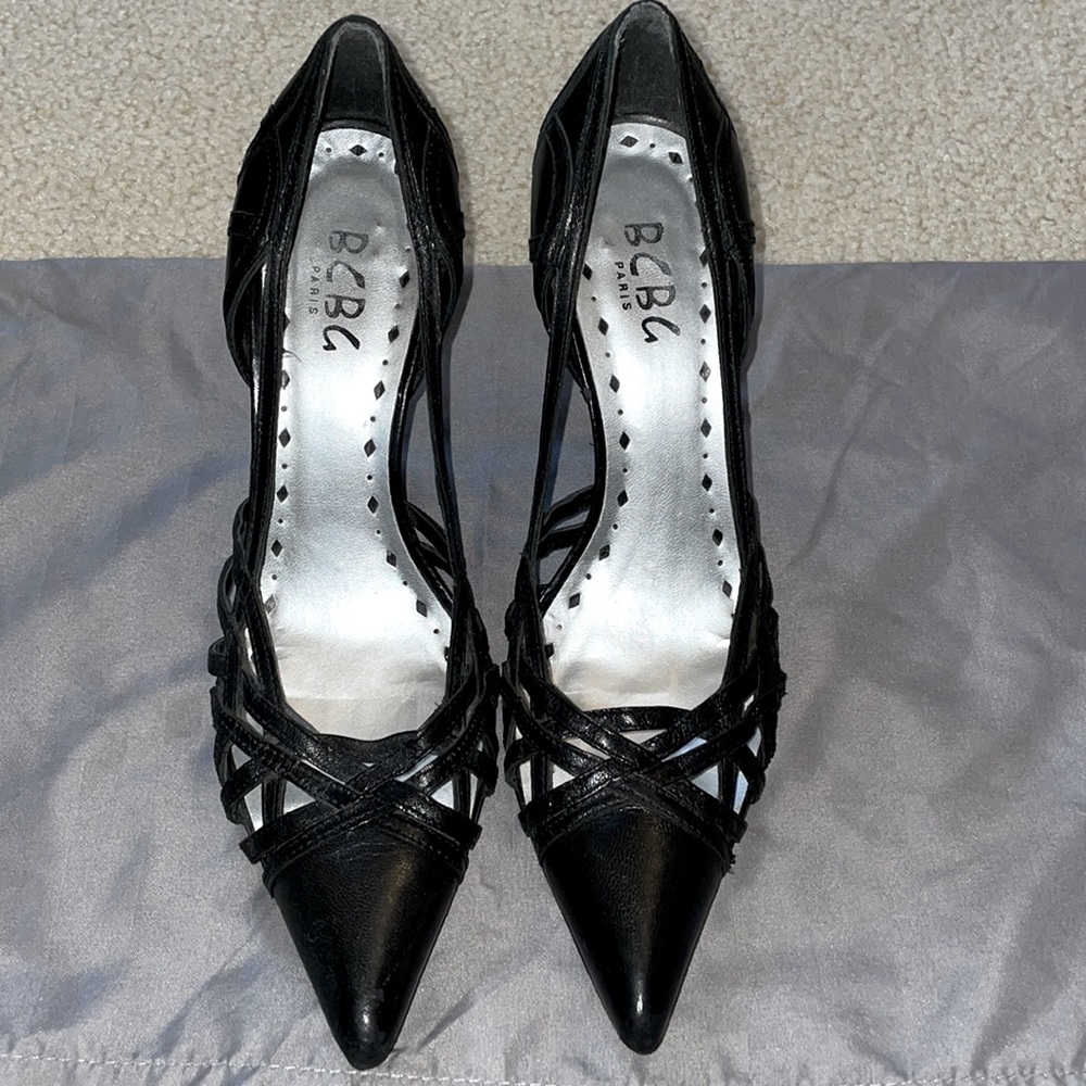Size 6.5 Black BCBG Paris pointy toe high heel.